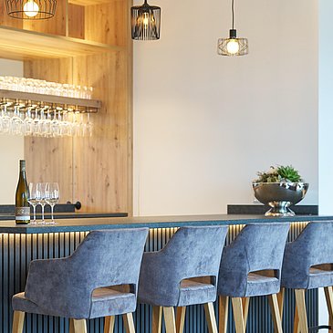 WeinQuartier Boujong Vinothek Theke