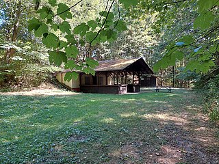 Kesten_Grillhütte_am_Sauerbrunnen
