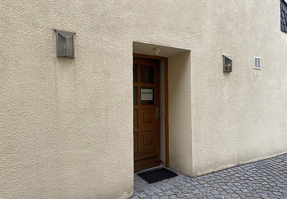 Öffentliche Toilette an der Tourist Information