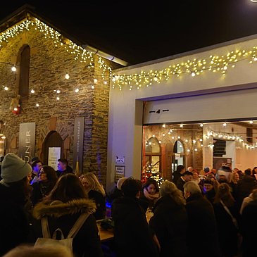 Afterwork-Wein-Nachtsparty