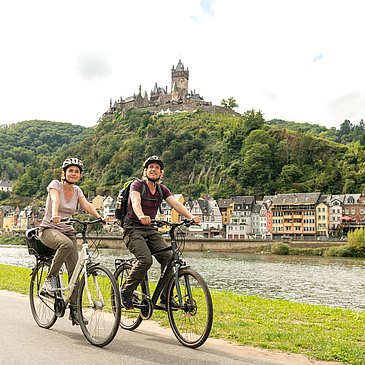 Unterwegs auf dem Mosel-Radweg bei Cochem