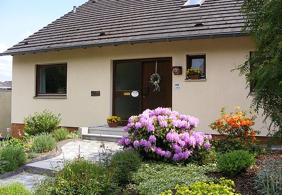 Hausansicht Sommer