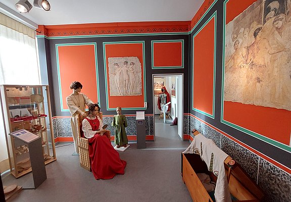 Neumagen_Museum_Frisierszene