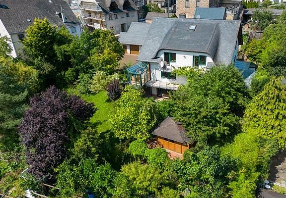Luftbild Janinas Ferienoase auf 1600 m2 Grundstück