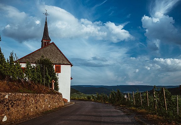 Paulskirche oberhalb von Lieser