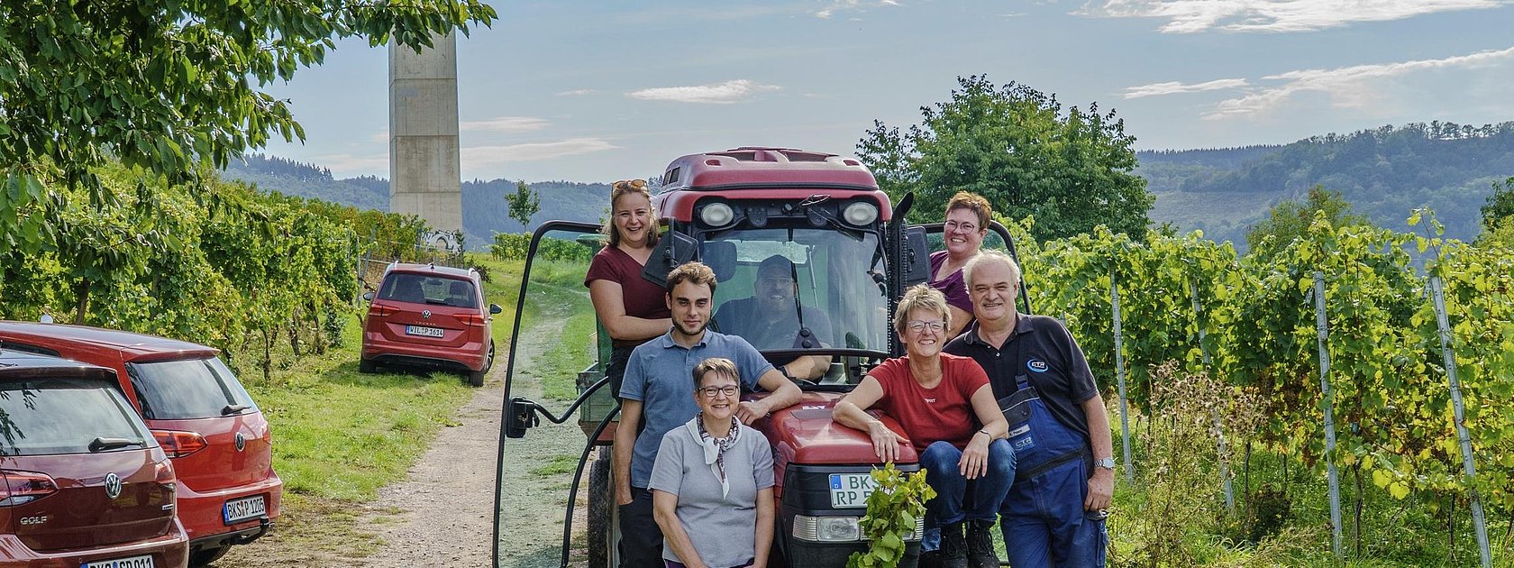 Weingut Rainer Pazen Familie im Weinberg