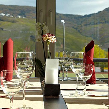 Steakhaus mit Aussicht auf die Weinberge